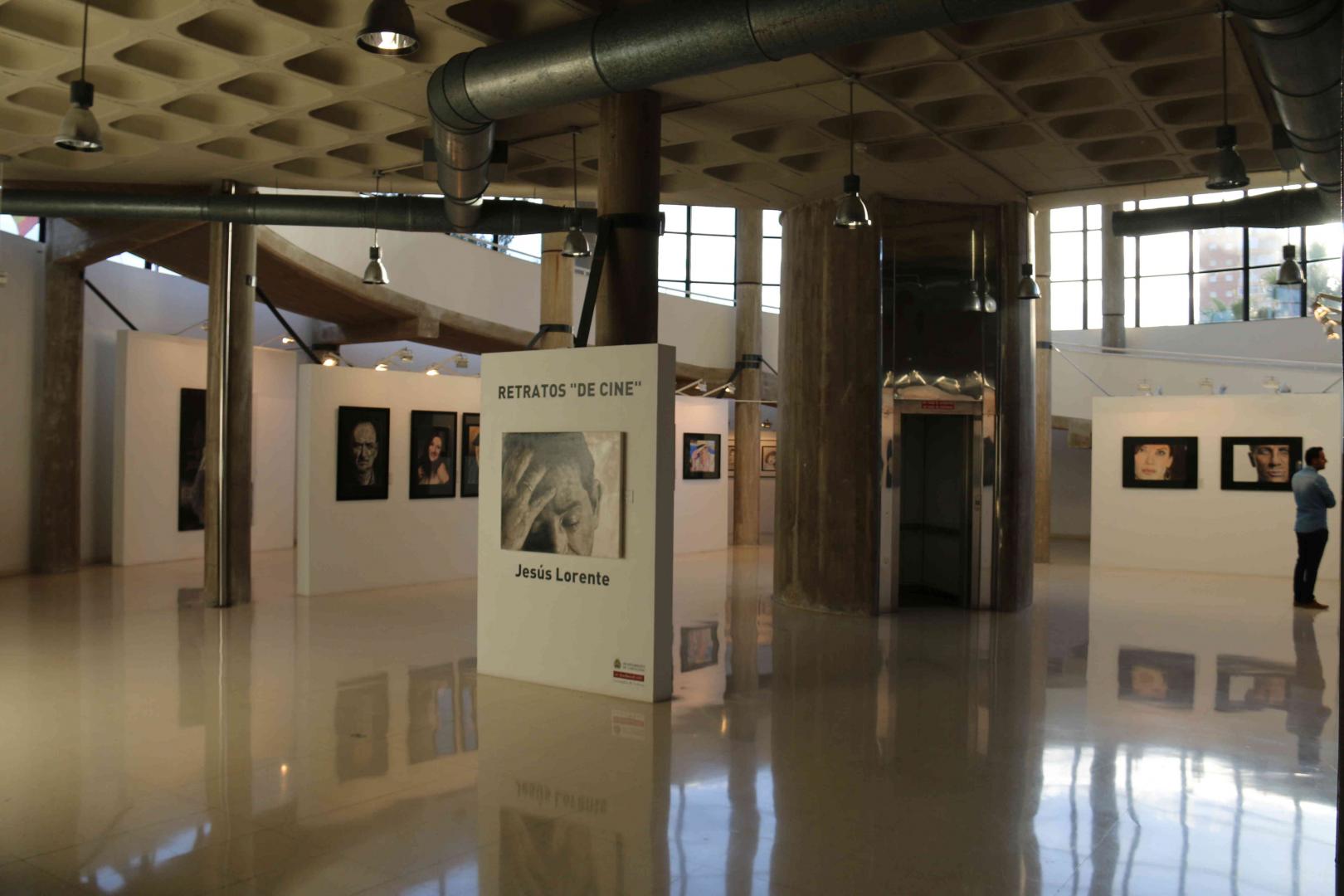 Exposición Retratos de Cine, de Jesús Lorente en el Museo Oliver