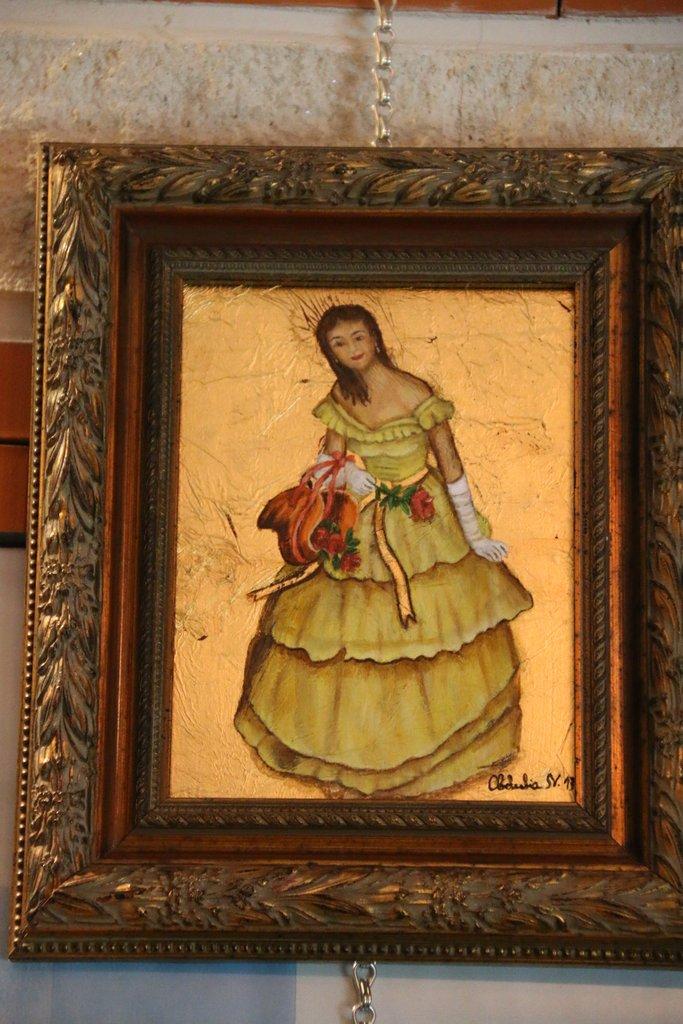Exposición  de pintura en pan de Oro-Plata y Bronce de  Obdulia Nicolas