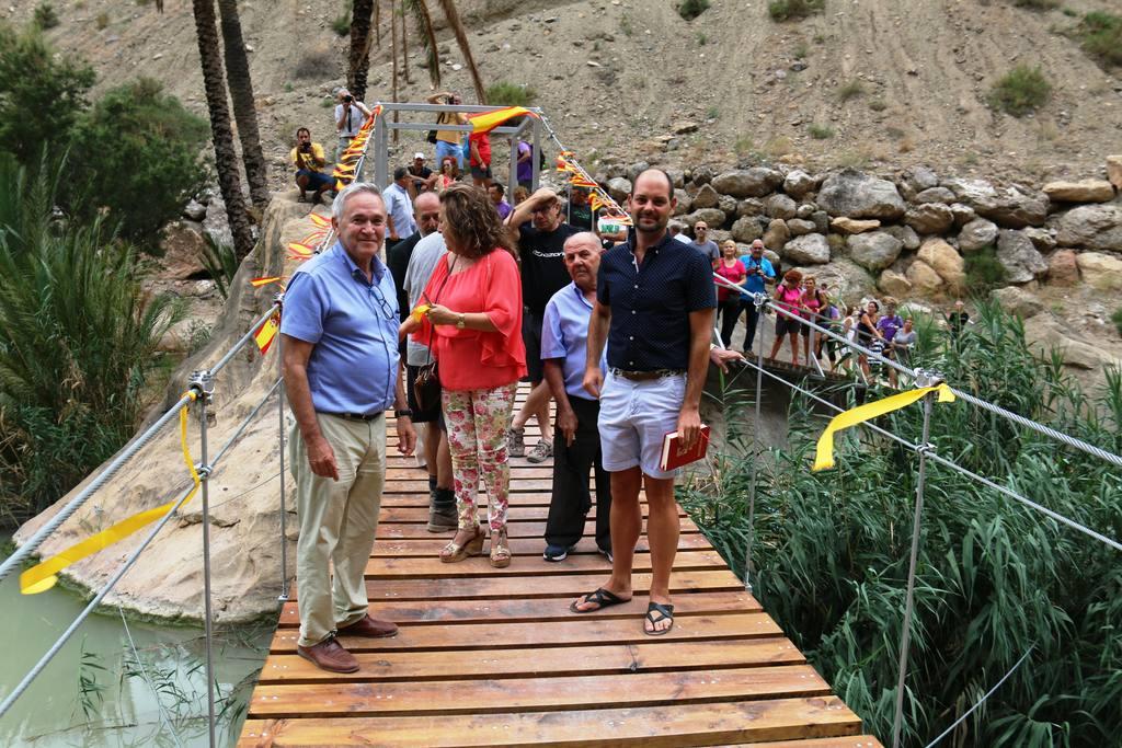 Inauguración Puente Colgante en el Solvente de Ojós