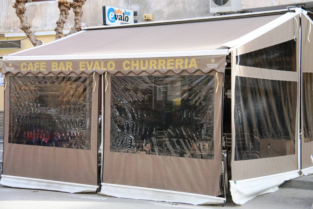 Café Bar Churrería Évalo